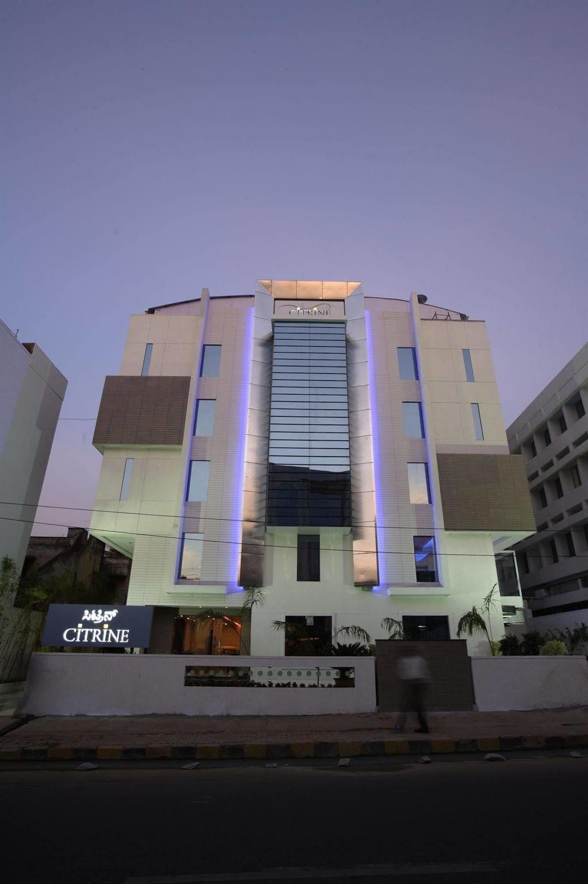 Hotel Citrine à Bangalore Extérieur photo